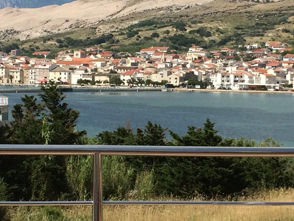 Apartment Matej Pag Town