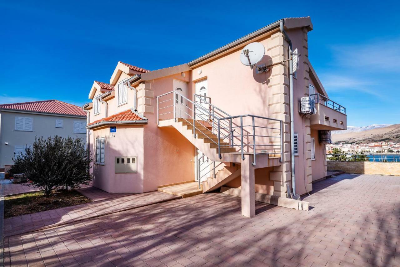 Apartment Matej Pag Town